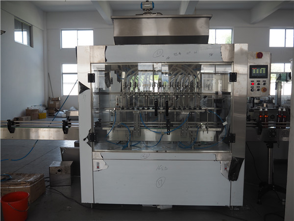 Професионална машина за автоматично пълнене с масло