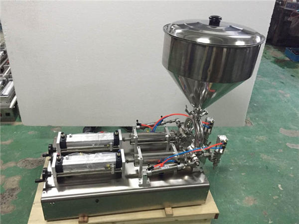 Широко използвана машина за пълнене на сладко от ягоди с двойни глави 