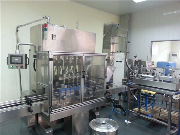 Пълна автоматична машина за пълнене с масло